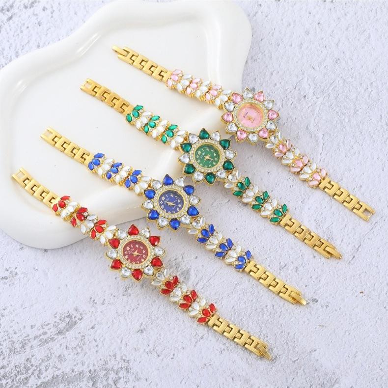 Women Heart Rhinestone Watches Flower Dial Bracelet Strap Quartz Watch Clock
