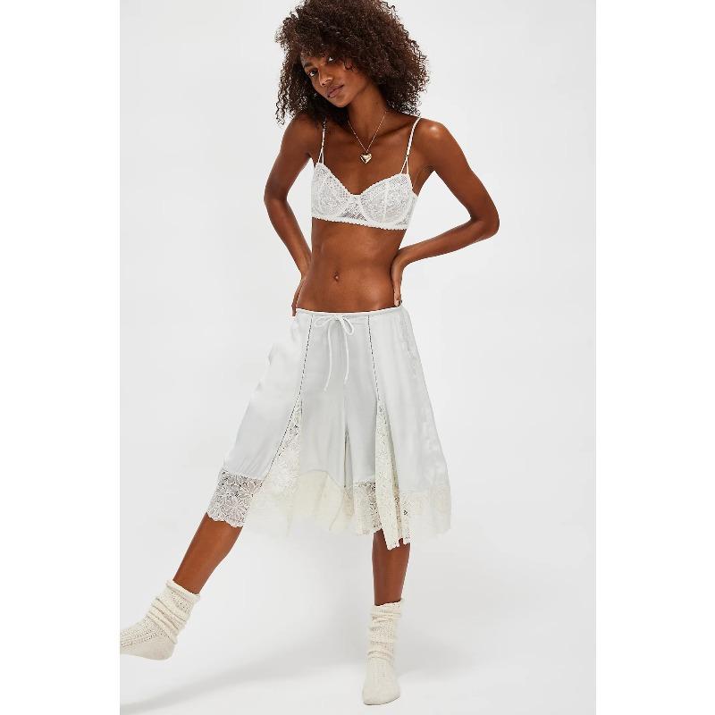 Women Y2k Lace Floral Bloomers Pants Silk Satin Patchwork Ruffles Coquette Half Slip Midi Pants Streetwear