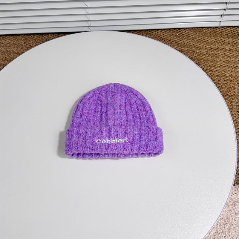 

Autumn and Winter New Style English Embroidered Knitted Hat for Boys and Girls Stylish and Versatile Woolen Hat Simple Ear Protection Hat one size