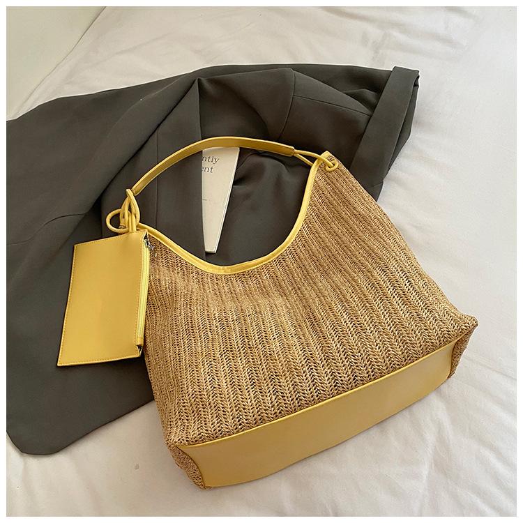 

2025 new straw bag summer large capacity bucket portable shoulder bag retro versatile women s beach woven bag жёлтый
