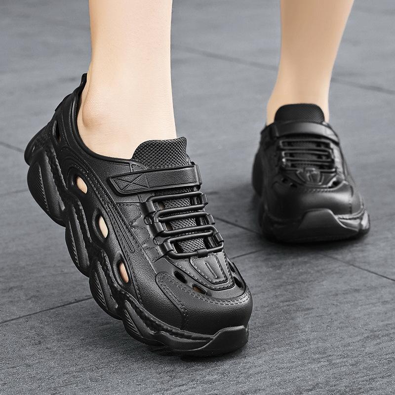 2025 New Summer Lightweight Beach Sandals Breathable Hole Shoes Hollow Women's Shoes Foreign Trade Casual Lazy Shoes
