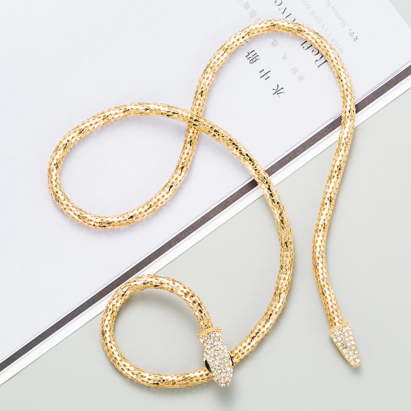 Snake Creative Jewelry Personalized Iron Flexible Twisted Jewelry Bendable Snake Head Pendants Girl Women's Necklace