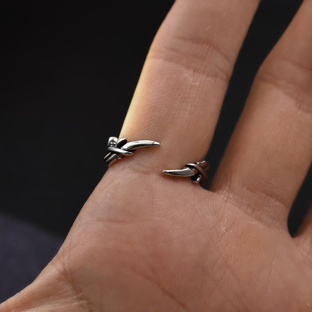 Retro trnité révy Hvězda Nastavitelný otevřený prsten pro ženy muže Postříbřená měď Gotické Punkové Hranaté šperky Unisex doplňky Dárek
