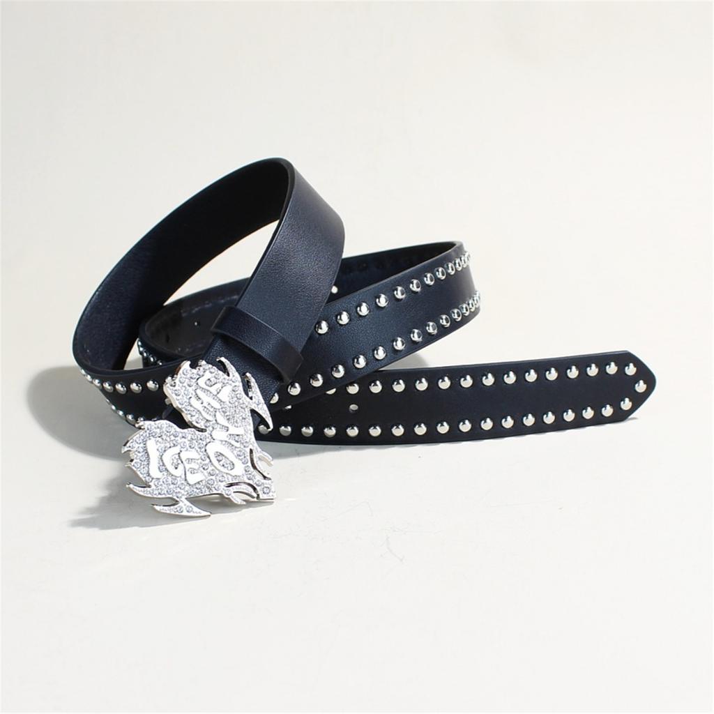 Punk PU Leather Belt with Heart Buckle Rivet Studded Belt for Female Cool Waiststrap for Pants Jeans Simple Waist Decors