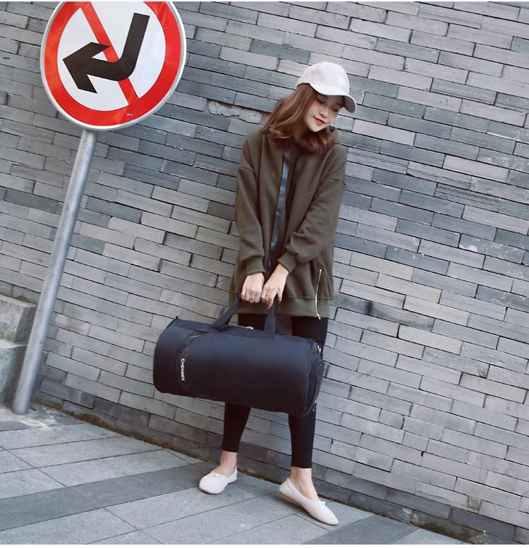 Neue Unisex-Sport- und Reisetasche mit großer Kapazität