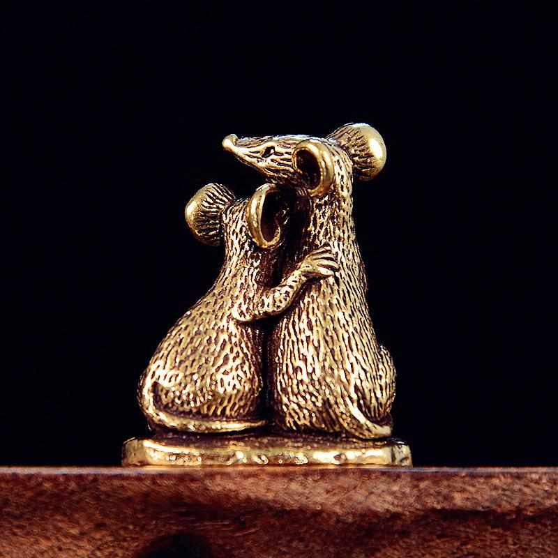 1Pcs Rat Small Statue Miniatures Desktop Ornament Antique Copper Love Mouse Figurines Living Room Home Decor Crafts Accessories