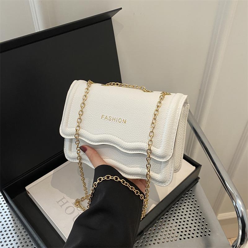 

Retro Women s Bag Spring New Style Bag Solid Color Simple and Fashionable Casual Chain Bag One Shoulder Crossbody Small Square Bag Trendy
