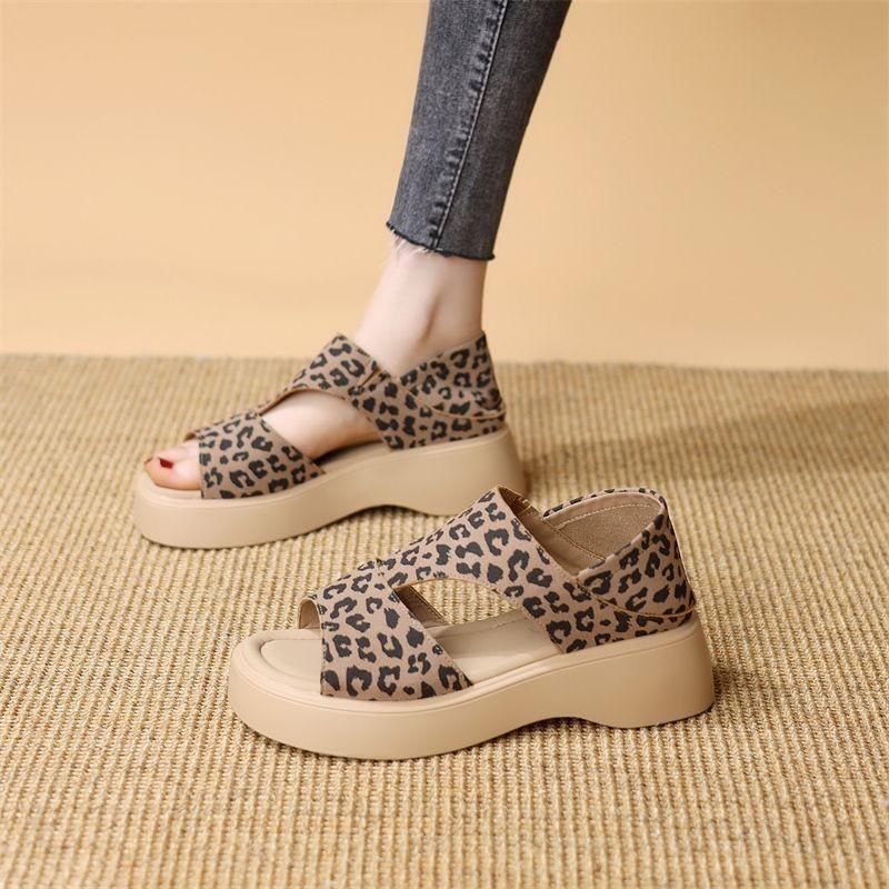 Summer New Women's Korean Style Platform Slip-On Beach Sandals - Non-Slip Rubber Outsole, Cushioned Memory Foam & Versatile All-Match Design