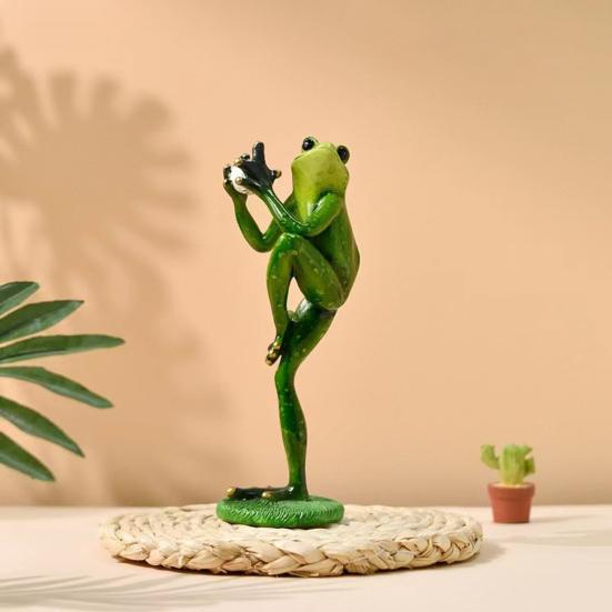Yoga Frog Statue Cartoon Couple Frog Figurine Resin Sports Frog Sculpture Home Office Desktop Decoration Ornament
