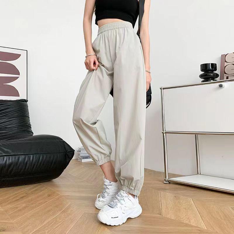 

Women s Quick-Dry Ice Silk Harem Pants: Slimming, Sun-Protective, Loose Fit, High-Waisted with Cuffed Hem, Ideal for Summer Outerwear. M (90-105 jin)