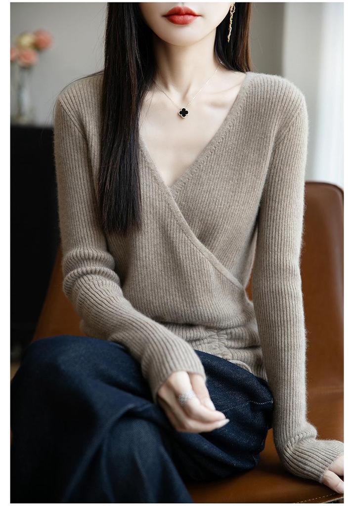 Japanese V-Neck Wool Kimono Top - Autumn/Winter, Slim-Fit, Long Sleeve, Drawstring French Cross Design.