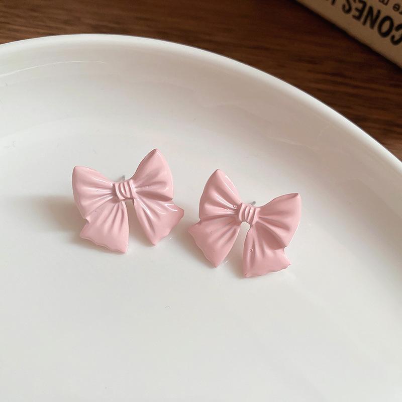 Pink sweet flower stud earrings Mori cute versatile earrings fashion design sense earrings women