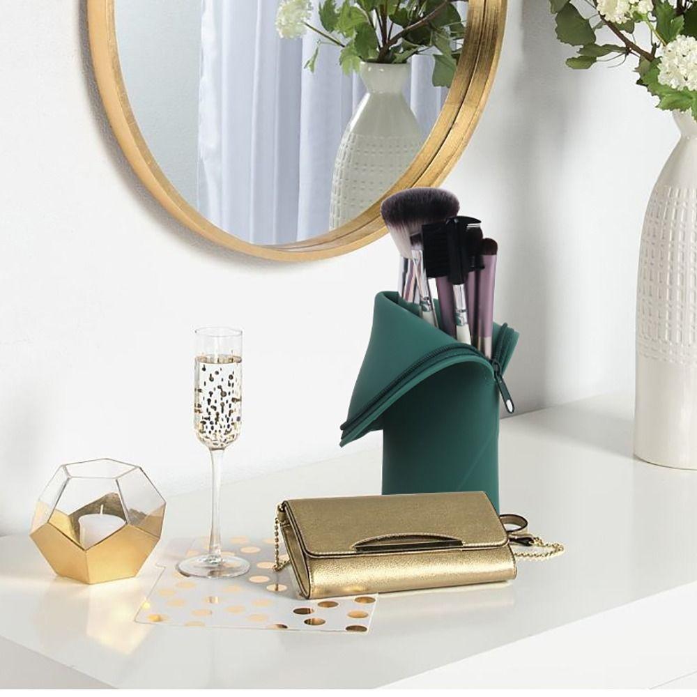 1pc with Zipper Brush Bag Case Silicone Cosmetic Brush Bag Special Design Brush Holder Women Beauty