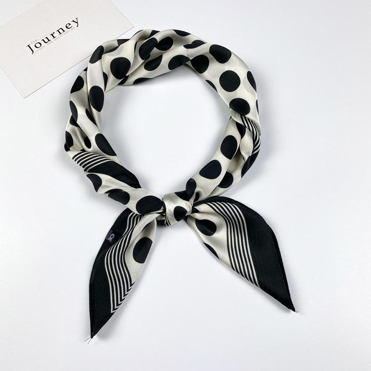 Small Silk Scarf Women'S Season Small Square Scarf Summer Scarf Versatile Fashion Decoration Professional Small Scarf Tide