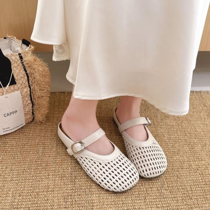 2026 New Baotou Half Slippers Mesh Hollow Breathable Comfortable Soft Bottom Women's Casual Sandals Woven Flat Shoes