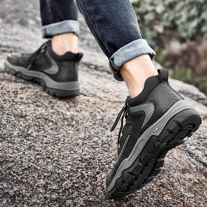 Medium tube hiking shoes rubber non-slip thick-soled casual labor insurance shoes with cotton warm winter snow shoes