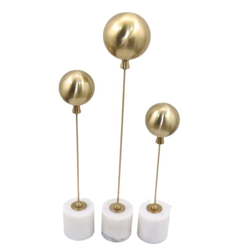 Metal Handicraft Golden Balloon Geometric Abstract Golden Ball Sculpture Metal Decorative Figurines Home Decoration Accessories