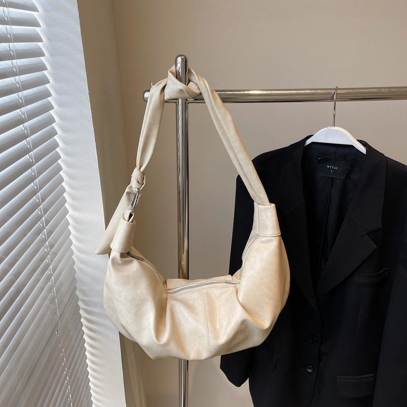 Premium Bag Women's New Fashion Casual Versatile Shoulder Bag Large Capacity Messenger Dumpling Bag