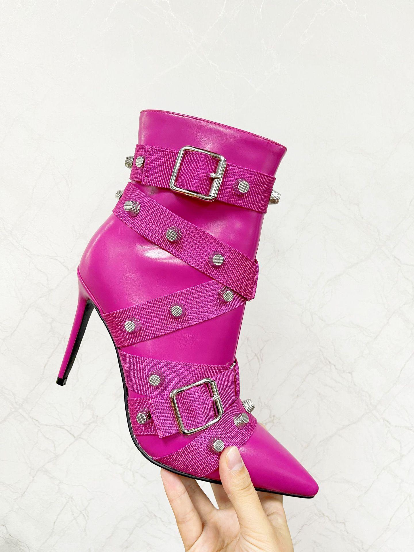 

New Pointed Thin Heels, Super High Heels, Rivet Pin Buckle, Side Zipper, Fashion Show, Large Women s Boots, Short Boots 43