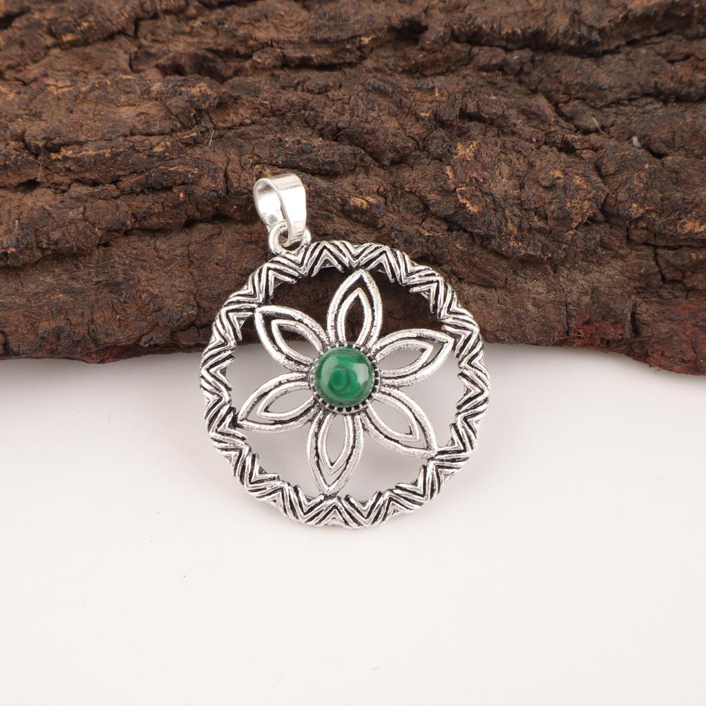 Malachite Pendant, 925 Sterling Silver Pendant Jewelry. Gift For Women Handmade Pendant Gemstone Jewelry
