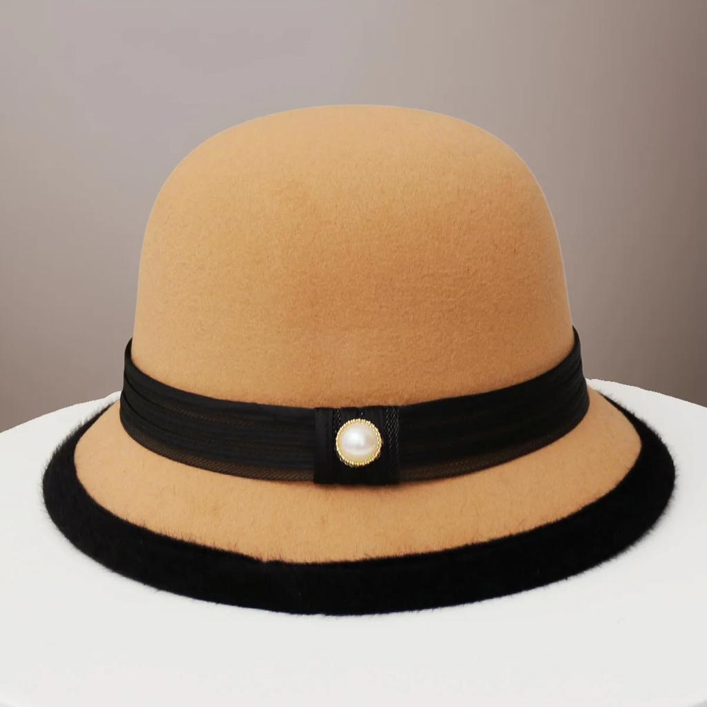 2025 New Hat Women's Autumn and Winter Wool British Style Bucket Hat Fashion Show Face Small Top Hat Versatile Basin Hat Tide