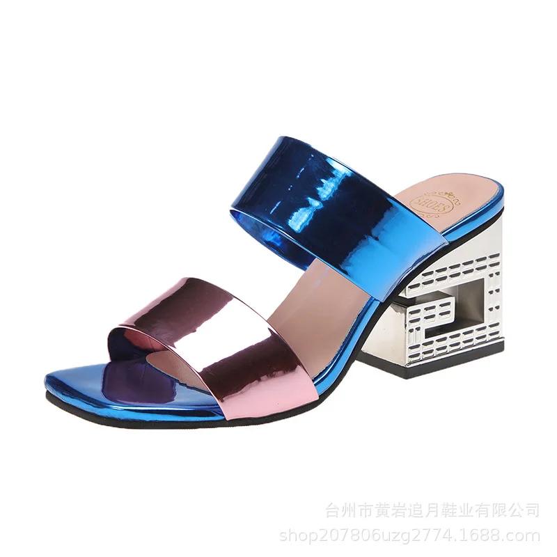 Fashion Women Fashion Patent Leather Sandals 2024 Summer Thick High Heels Slippers Woman Outdoor Solid Color Slip on Beach Flip Flops