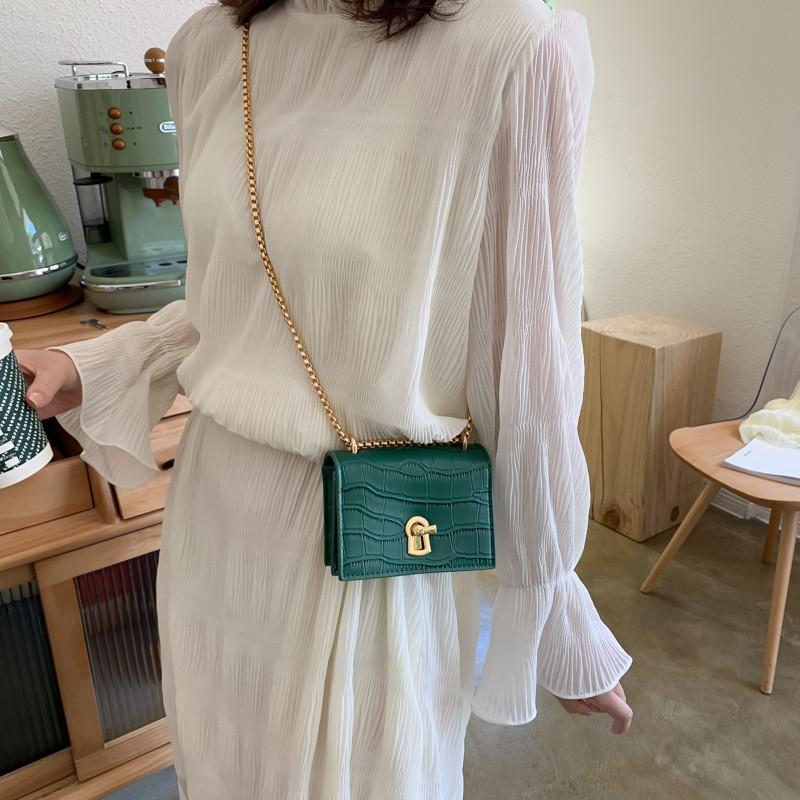 Trendy Mini Chain Shoulder Bag For Women Stylish Simple Pu Square Handbag In White Red Green Black And Brown