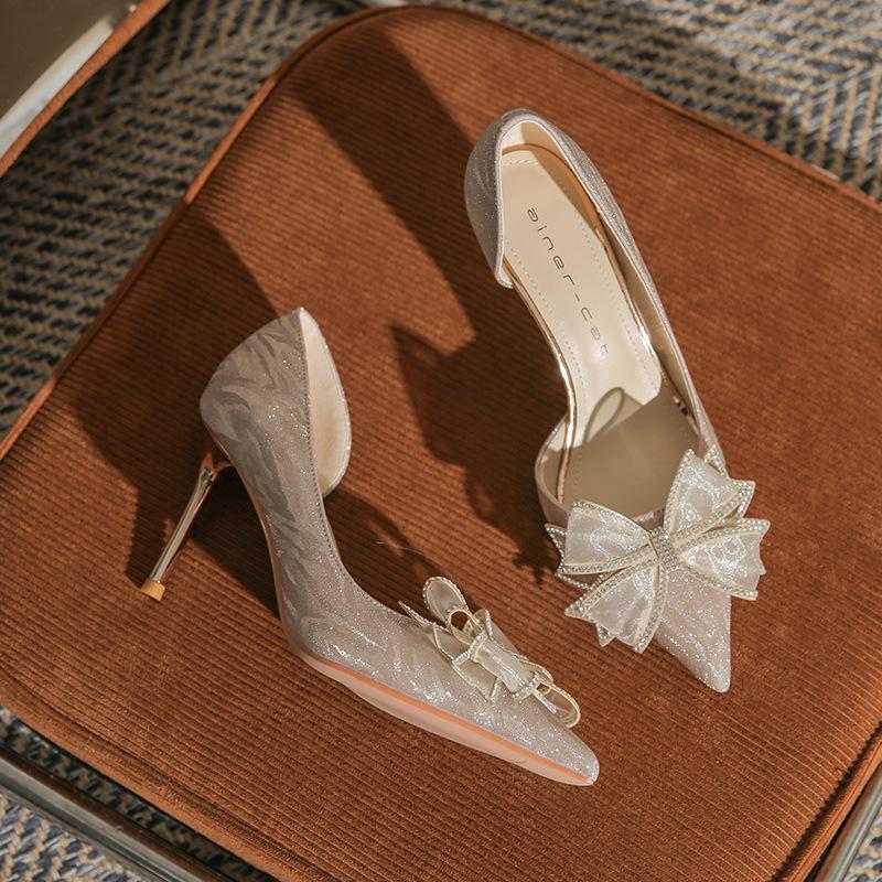 

8335-1 High heels women s 2025 new pointed crystal wedding shoes rhinestone bow thin heel side empty shoes 34
