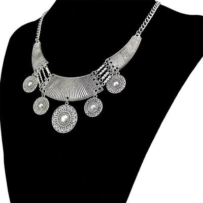 Clavicle Necklace 1 Piece Vintage Carved Coin Tassel Fringe