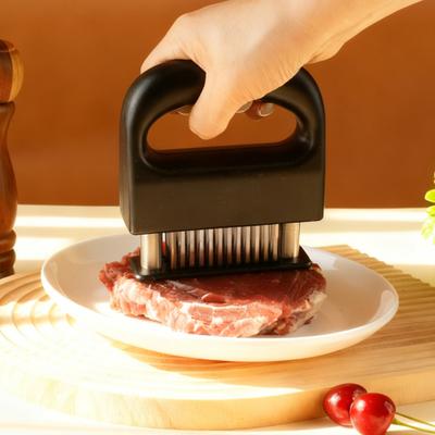 48-Nadel-Fleischklopfer mit ergonomischem Griff Edelstahl-Steaknadel-Werkzeug zum schnellen Aufbrechen von Bindegewebe Essentiell für schnelles Marinieren Küche