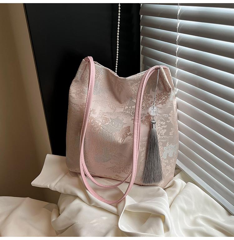 Traditional Pattern Embroidered Crossbody Bag With Internal Phone Pocket For Casual Outings