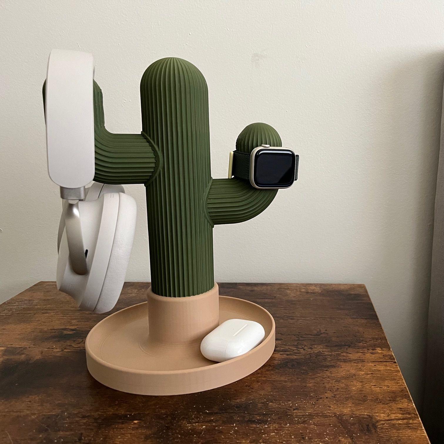 

Cactus Universal Headphone Stand & Watch Holder for Dorms