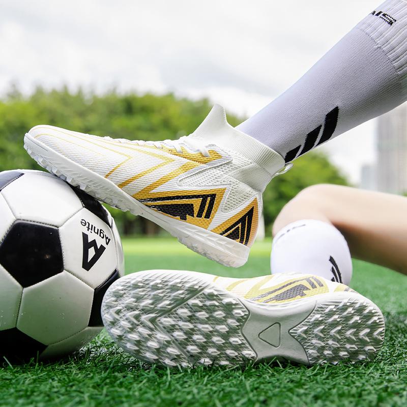 Mărimea 48 pantofi de fotbal mărime mare pentru bărbați cu vârf înalt noi pantofi de antrenament pentru copii unghii lungi unghii rupte pantofi sport pentru gazon artificial
