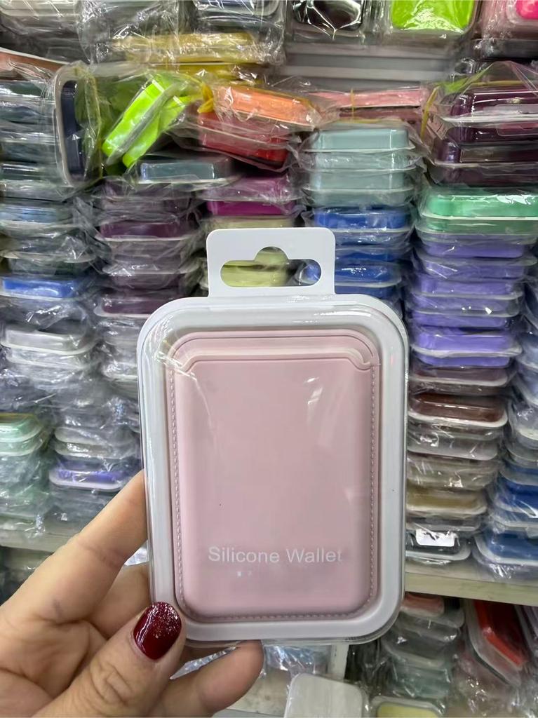 INS Candy Color Original Liquid Silicone Card Bag Case for Magsafe Phone Serie Portable Slim Strong Magnetic Card Storage Wallet
