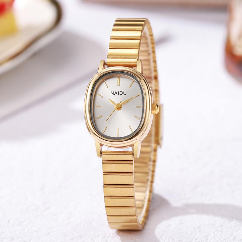Stylish Oval Bamboo-Steel Ladies' Gold Wristwatch - Casual and Trendy