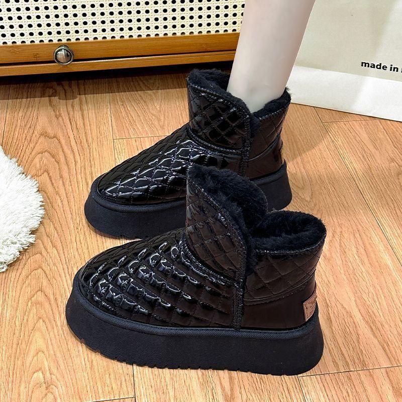 Snow boots autumn and winter Internet celebrities fried street high value soft platform short boots tide