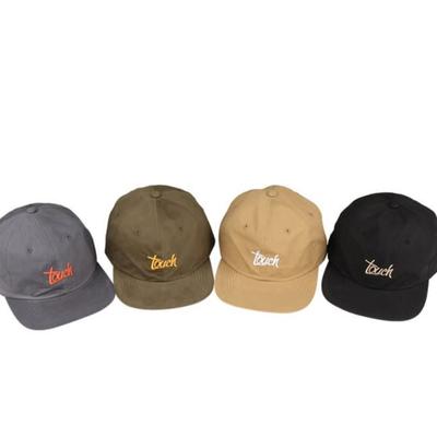 Berretti e cappelli – Berretti e cappelli con visiera