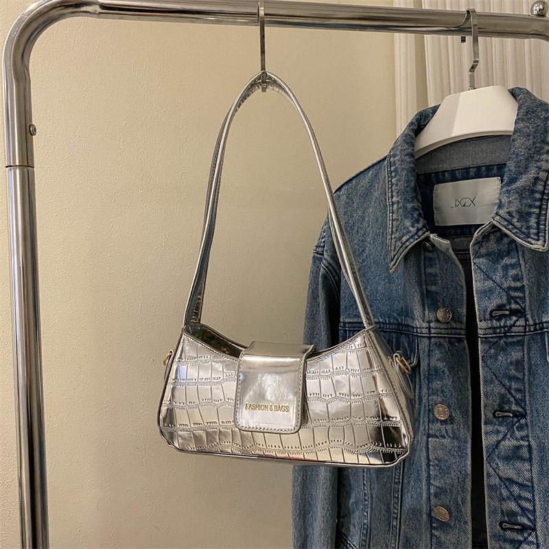 Fashionable Shiny Surface Shoulder Bag For Daily Use Available In Multiple Colors