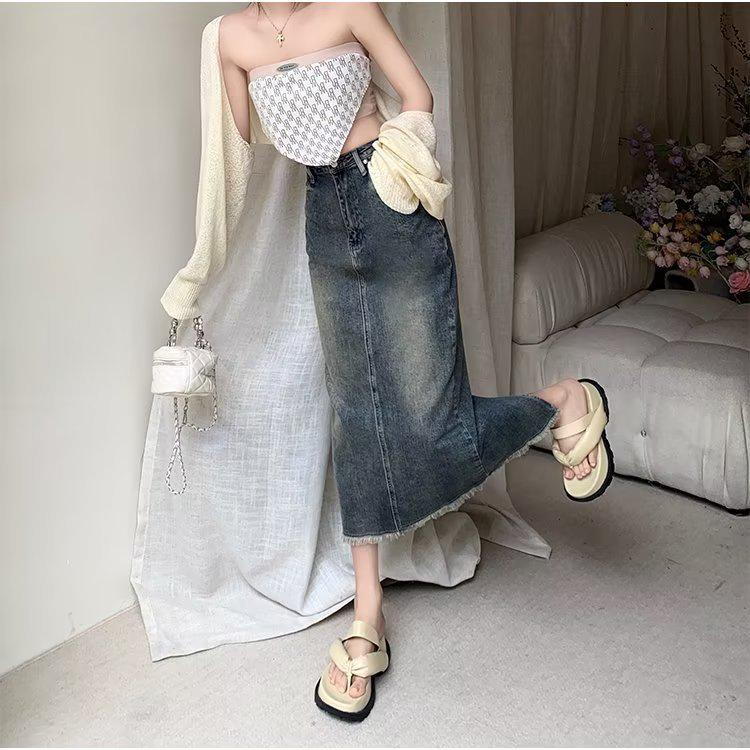 2023 Summer Women's Retro High-Waist Denim A-Line Skirt with Mid-Length Slim Fit and Stylish Split