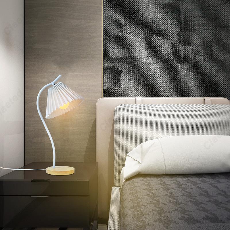 European Modern Retro Simple LED Pleated Table Lamp Living Room Study Bedroom Bedside Reading Lighting