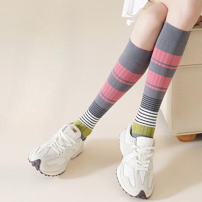 Chaussettes montantes rayées rétro, Bas longs décontractés pour femmes, Tendance, Antibactérien, Polyvalent, Chaussettes en coton amincissantes style écolier
