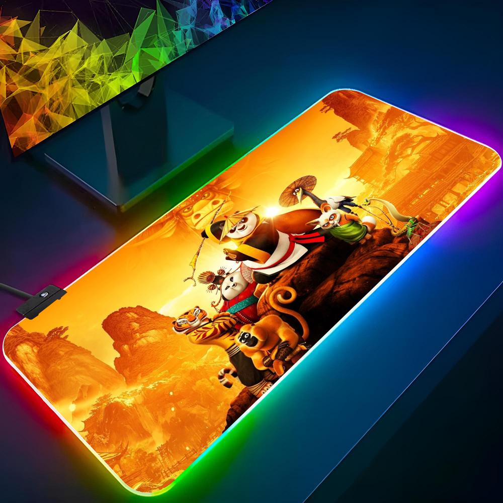Tappetino Mouse Kung Fu Panda Gaming Mousepad RGB Retroilluminato Tastiera Ragazza Gamer Xxl Carino Tappetino per Laptop Tappetini da Tavolo Deskpad