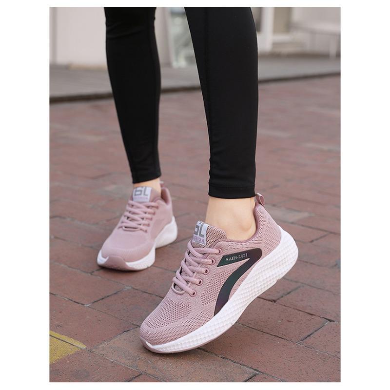 Sports Shoes Women's Summer New Soft Soled Mom Mesh Breathable Hiking Shoes Women's Lightweight Running Shoes Women's Shoes