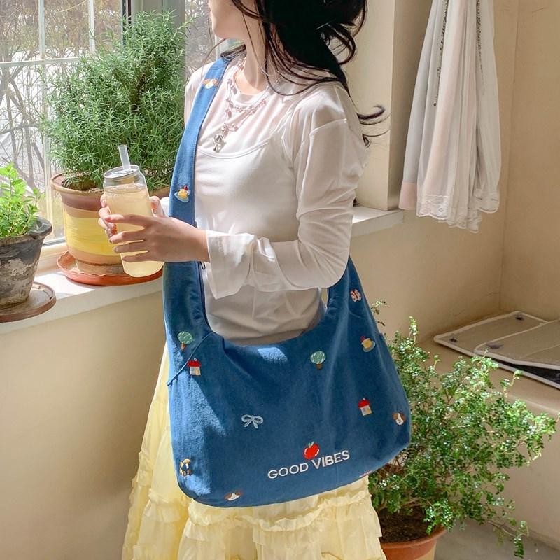 Denim Niche Cute Shoulder Bag Female Creative Funny Style Messenger Bag Commuter Simple Large Capacity Bag