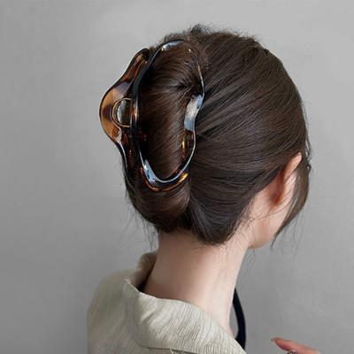 Pinza para el pelo de garra con línea líquida esmerilada de color sólido, pasador para el pelo con forma de nubes irregulares vintage, accesorios para el pelo