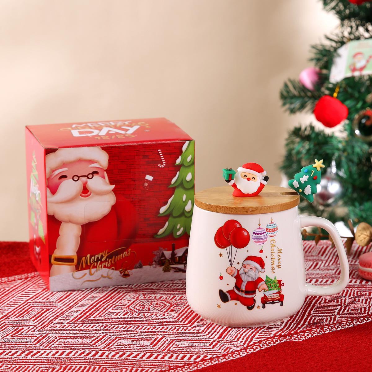 Creative cartoon Santa Claus ceramic cup cute hand color water cup souvenir mug 401—500ml