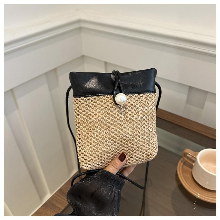 

Простая модная вместительная сумка-мессенджер через плечо для женщин 2024 года, новая модная сумка-ведро чёрный