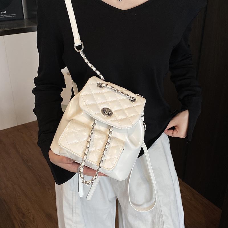 Schoolbag Women's Fragrant Backpack 1011 New Korean Fashion Premium Rhombus Backpack Casual Commuter Versatile Shoulder Bag