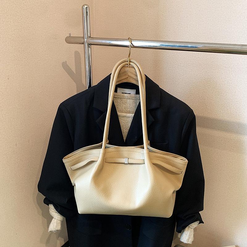 

Изысканная и универсальная модная сумка-тоут из кожи высокого класса в иностранном стиле, простая наплечная сумка, 2025 осень, женская сумка-тоут хаки