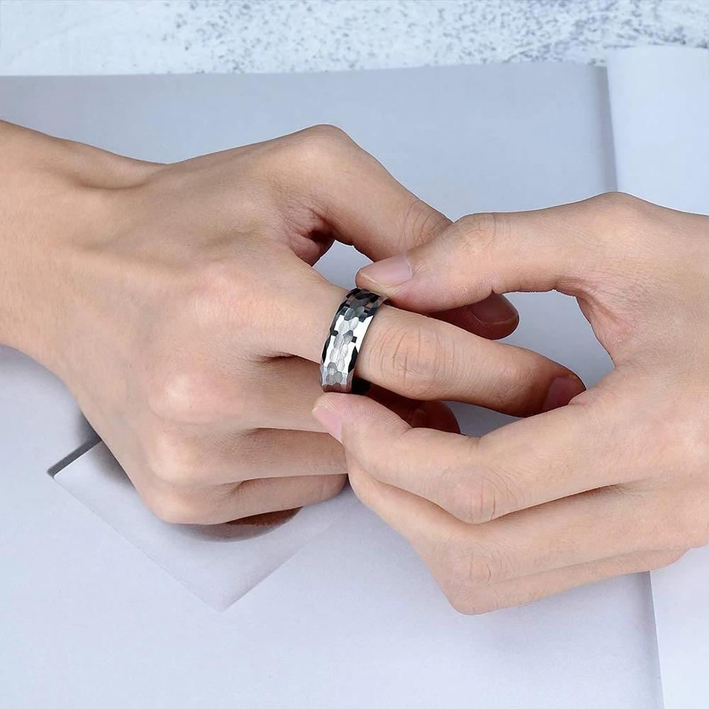 Fashion 8mm Men Stainless Steel Rings Silver Color Hammered Design Multi-Faceted Rings For Men Women Wedding Band Jewelry Gifts
